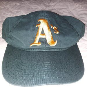 Oakland A's Baseball Cap, S/M * EUC * Vintage 1997 * Retro * Little League